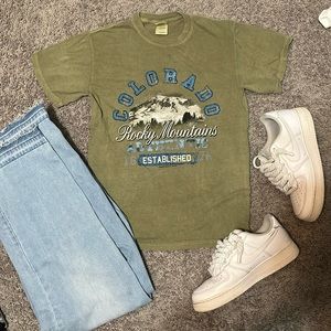 Vintage Green colorado T shirt